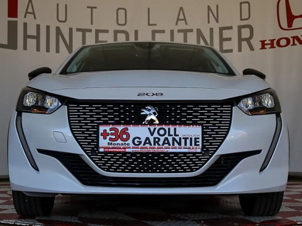 Peugeot e-208