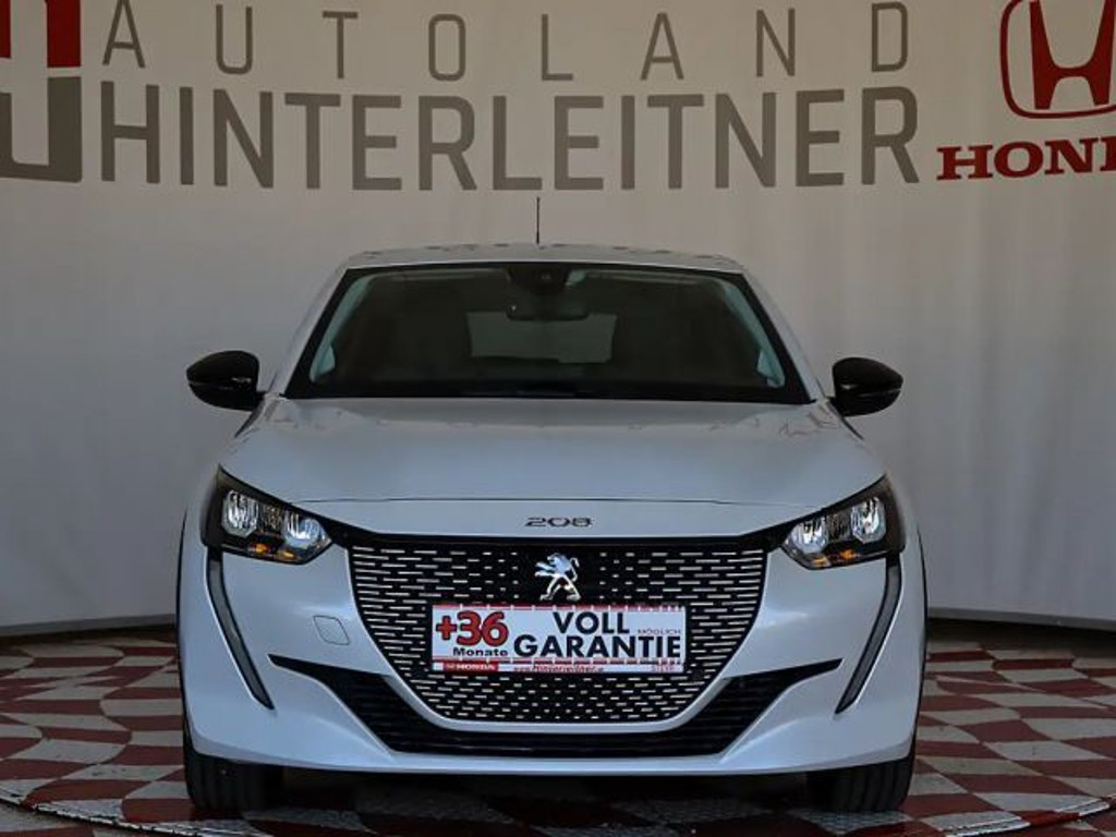 Peugeot e-208