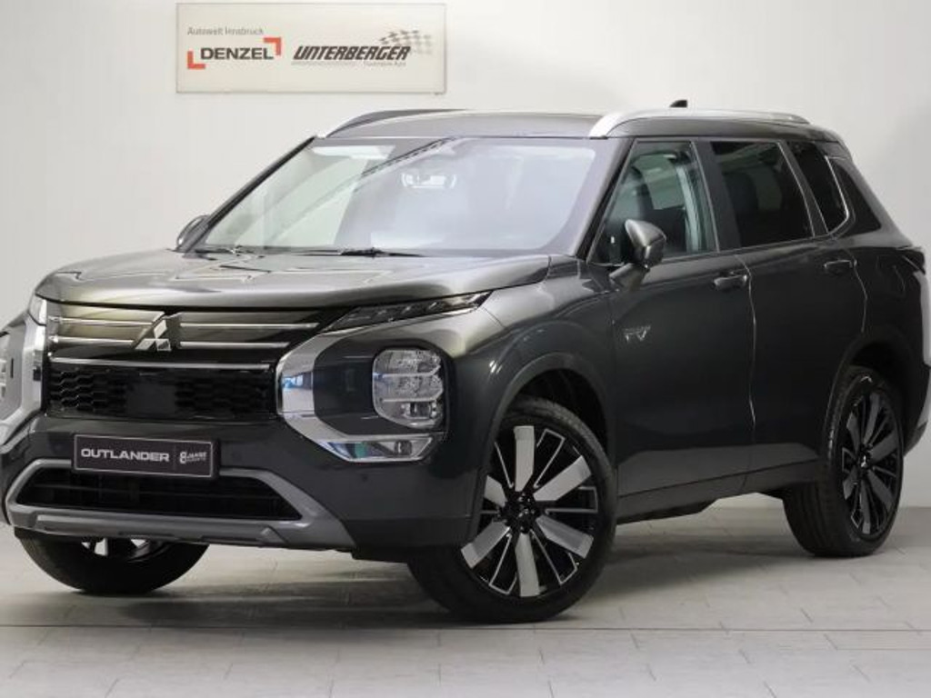 Mitsubishi Outlander PHEV 4WD