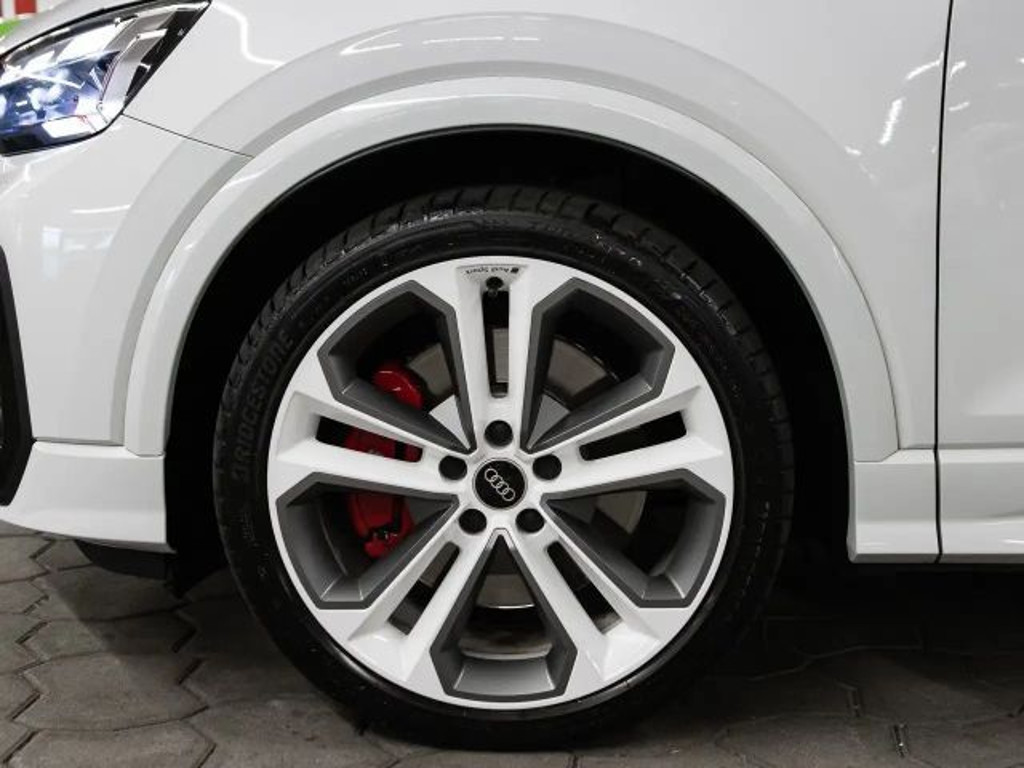 Audi SQ2