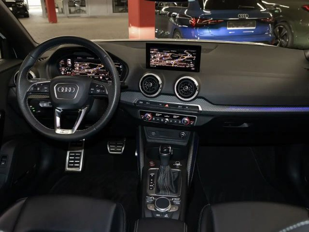 Audi SQ2
