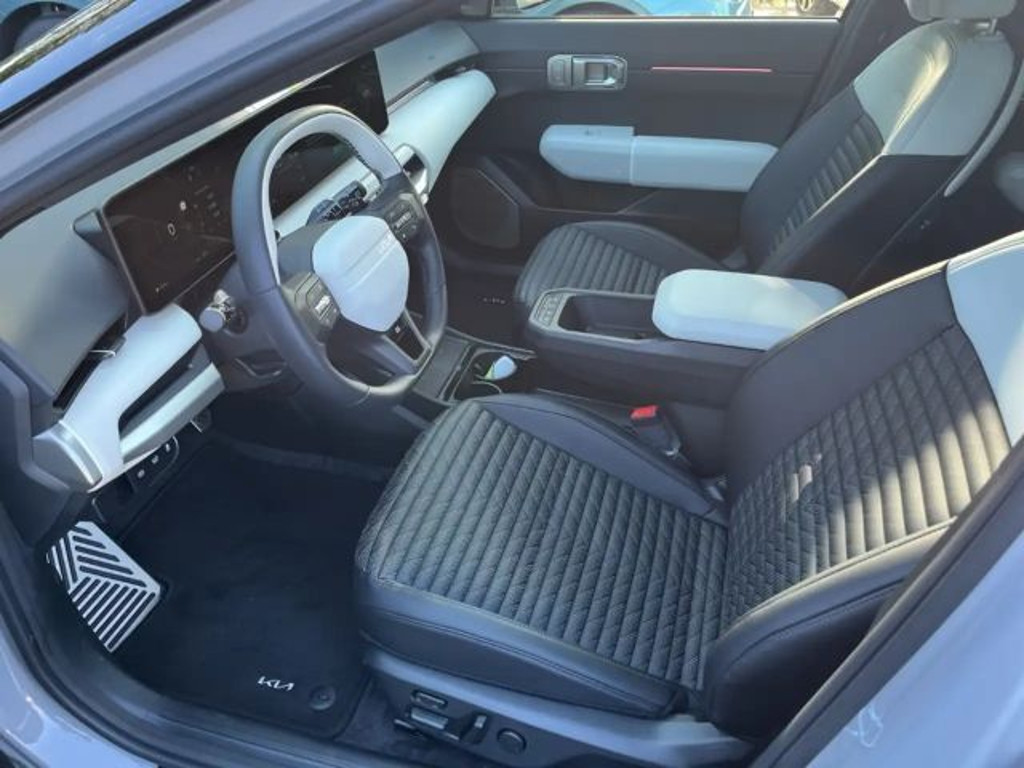 Kia EV4