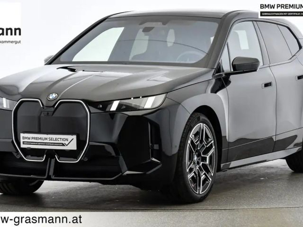 BMW iX xDrive45