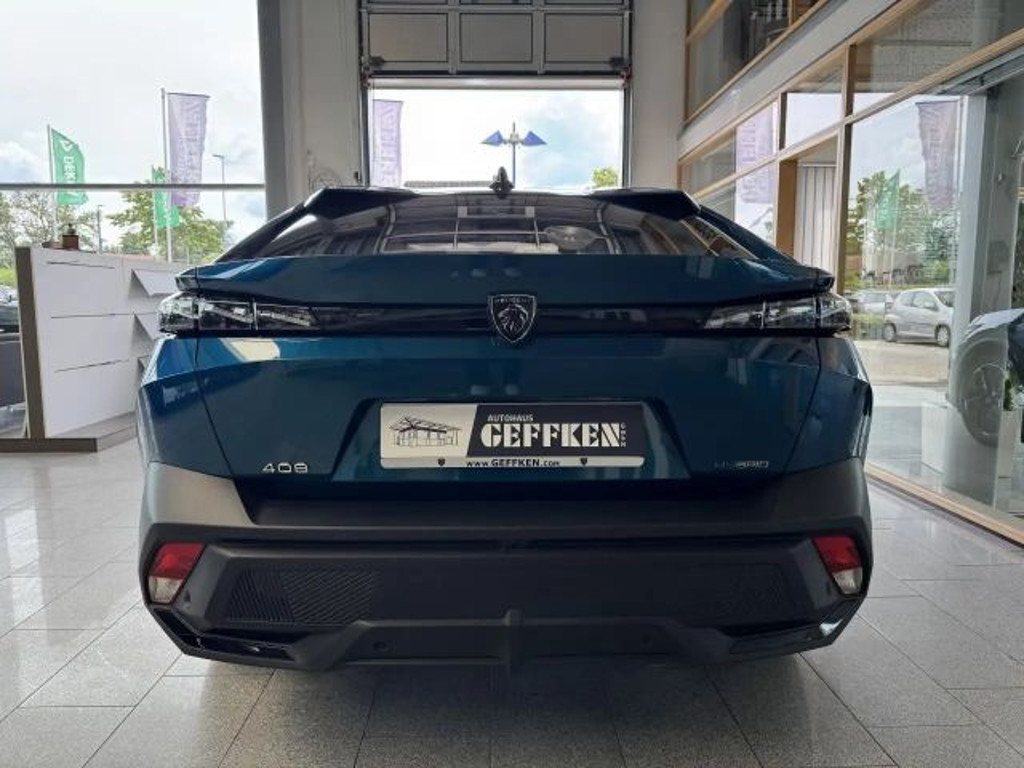 Peugeot 408