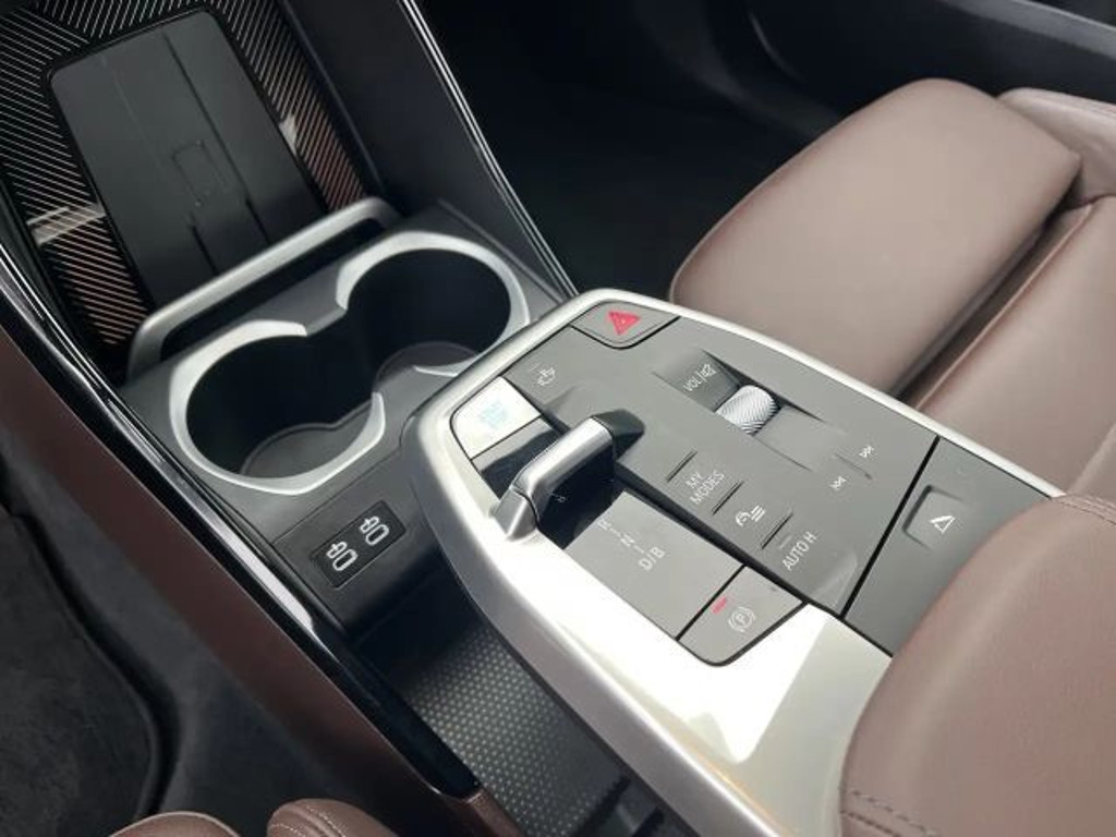 BMW iX2
