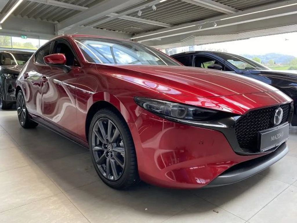 Mazda 3 Exclusive-line