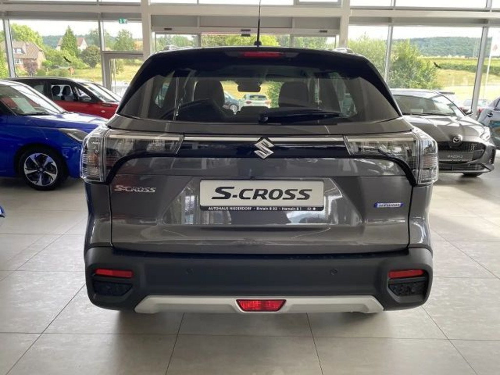 Suzuki S-Cross