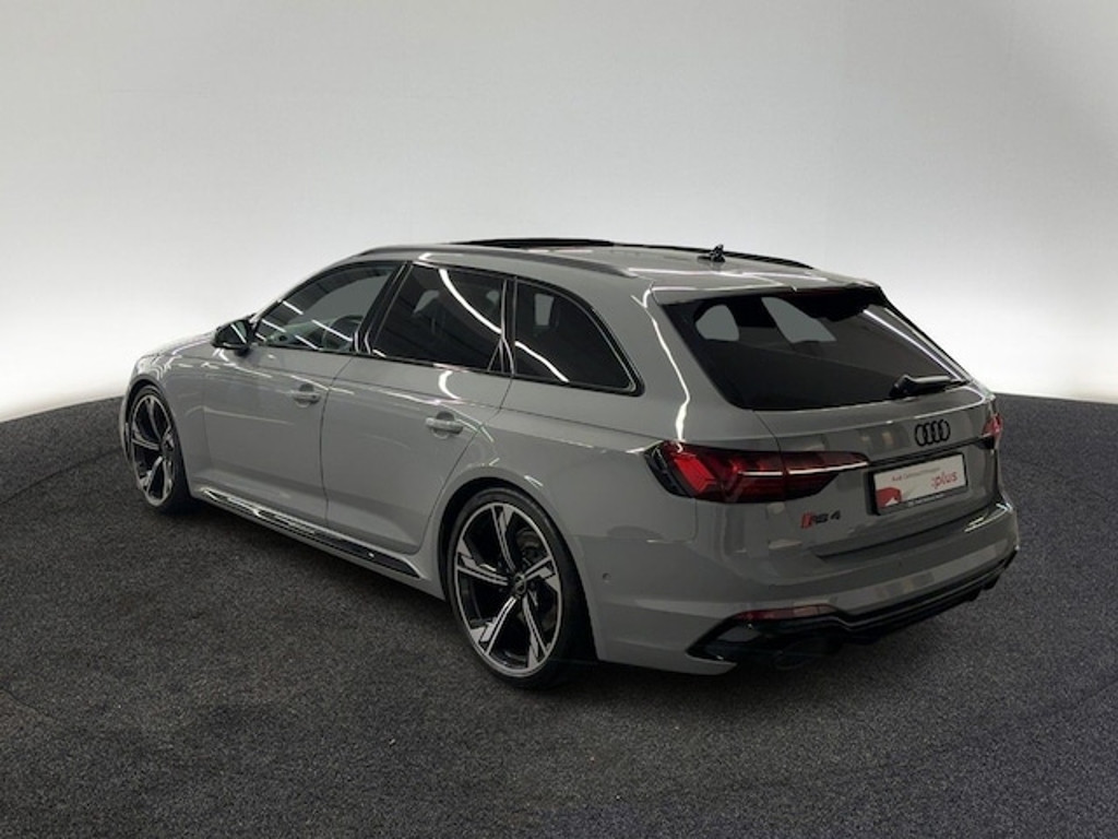 Audi RS4