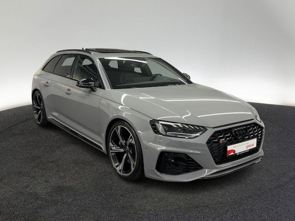 Audi RS4