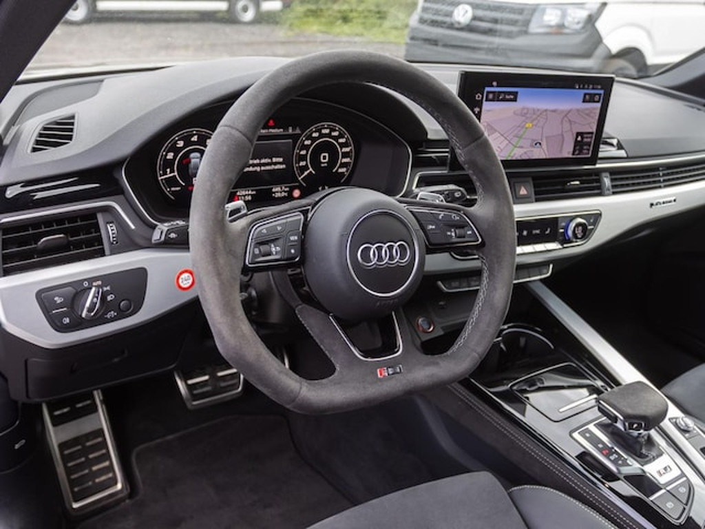 Audi RS4