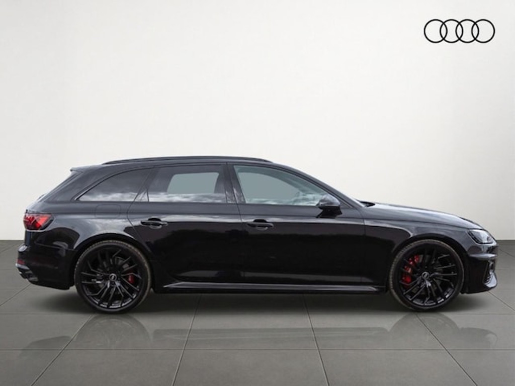 Audi RS4