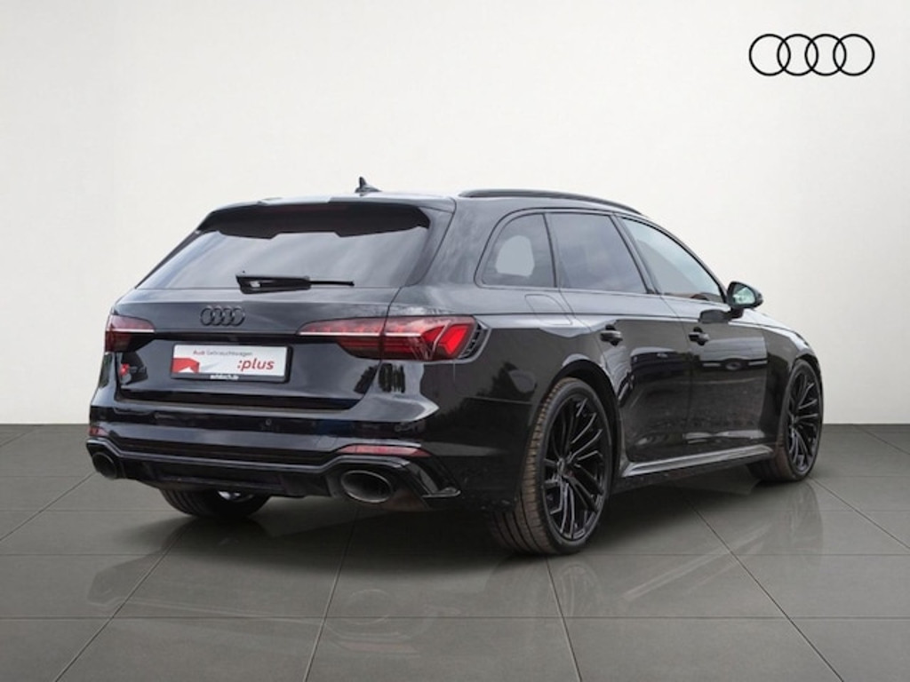 Audi RS4