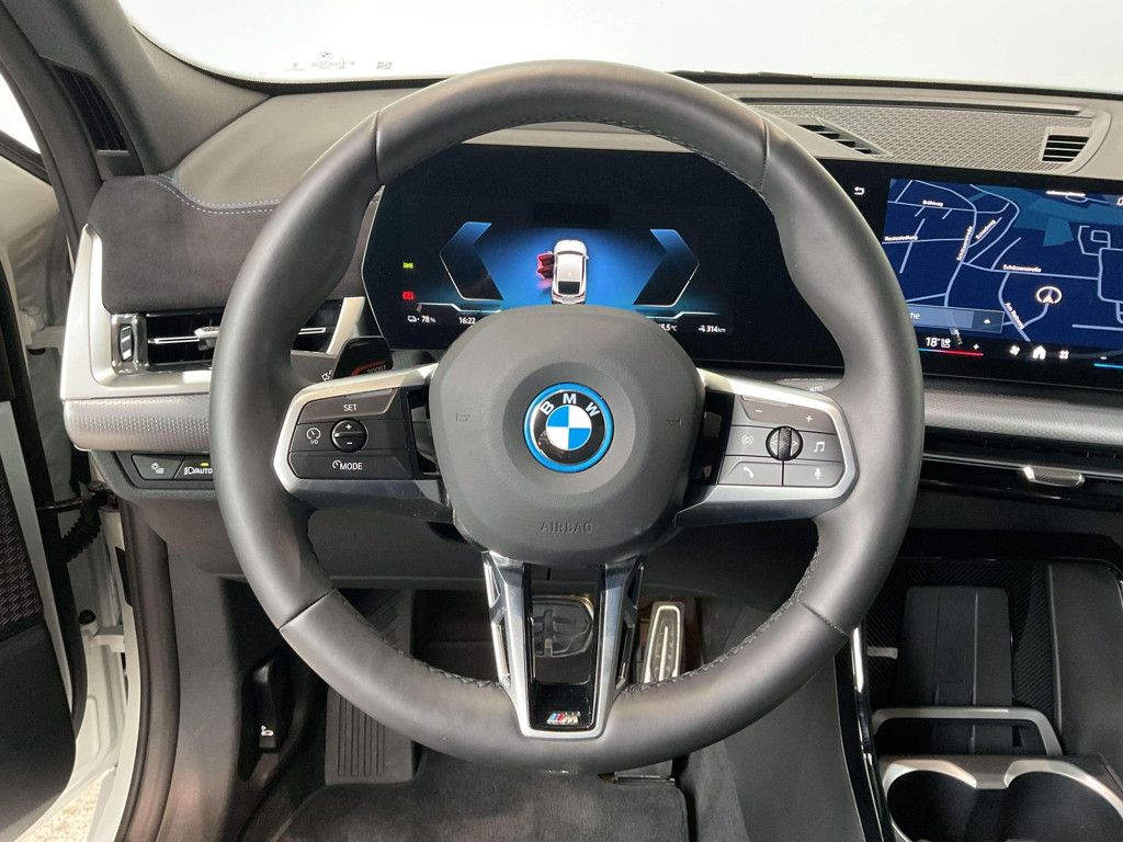 BMW iX2