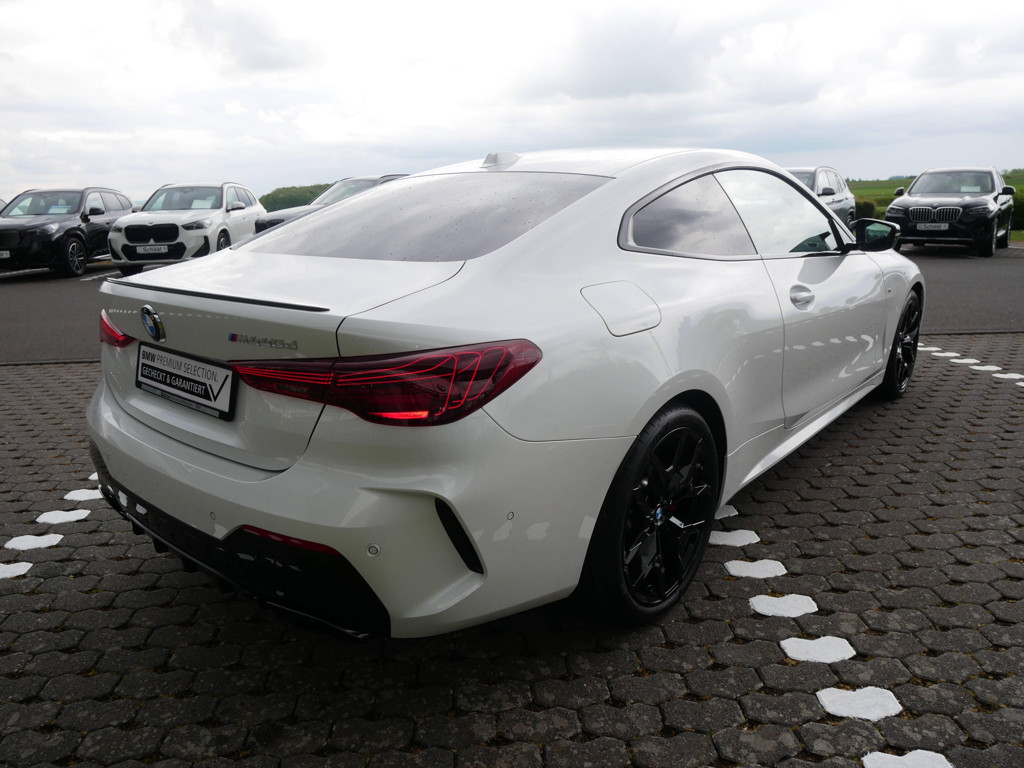 BMW M440