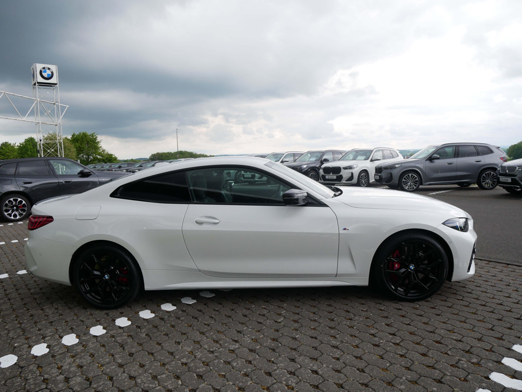 BMW M440