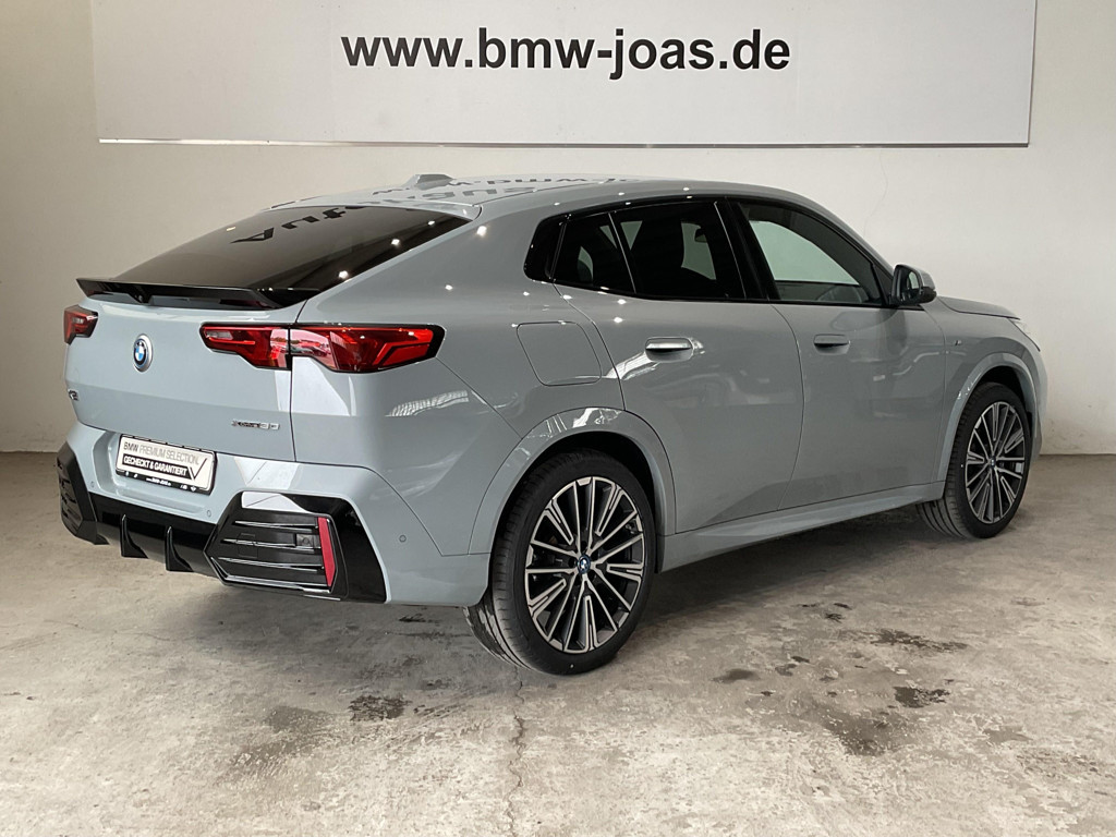BMW iX2