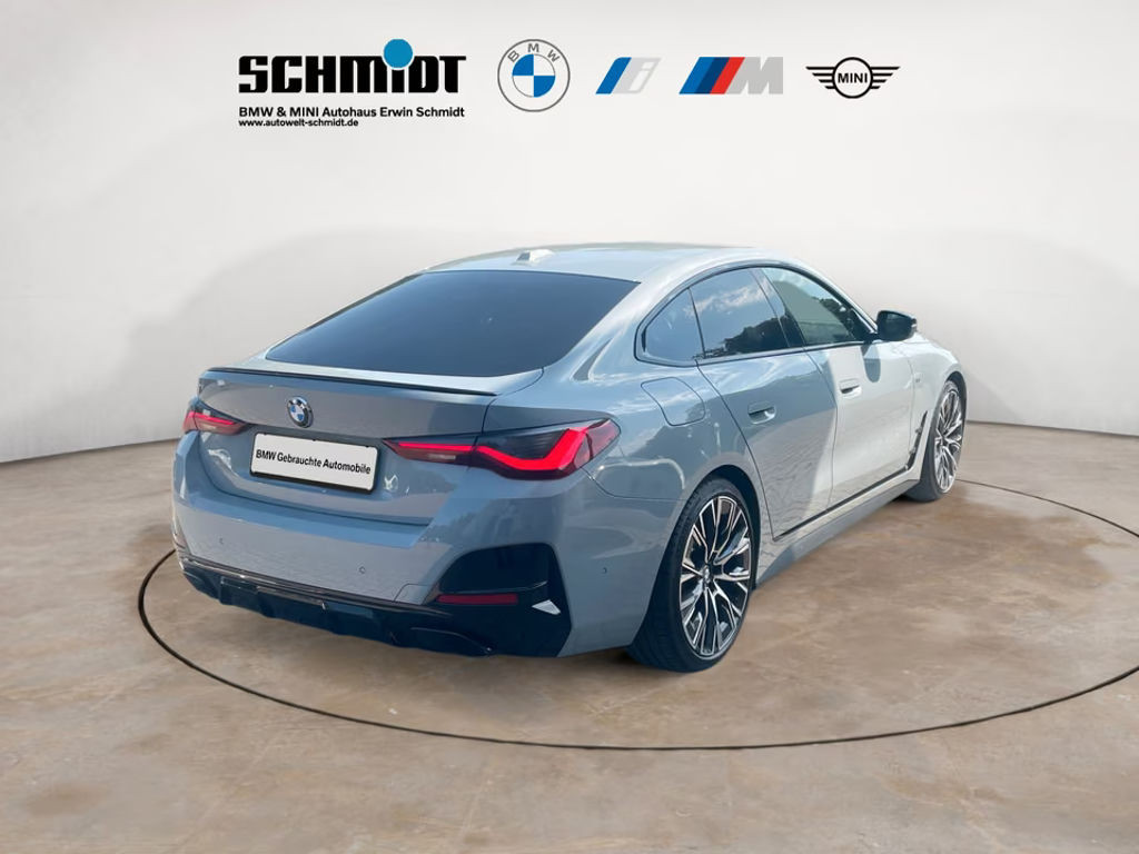 BMW M440