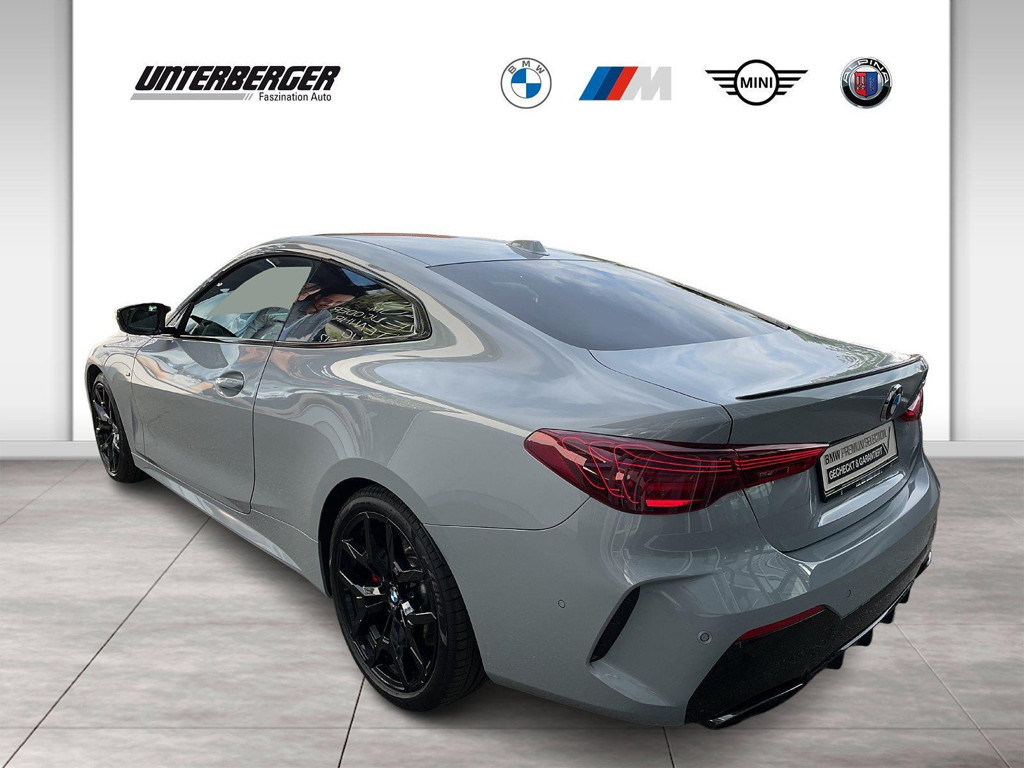 BMW M440