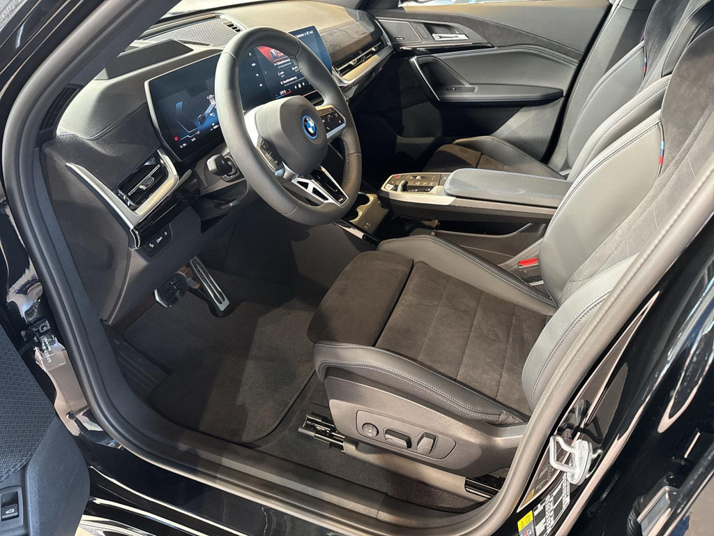 BMW iX2
