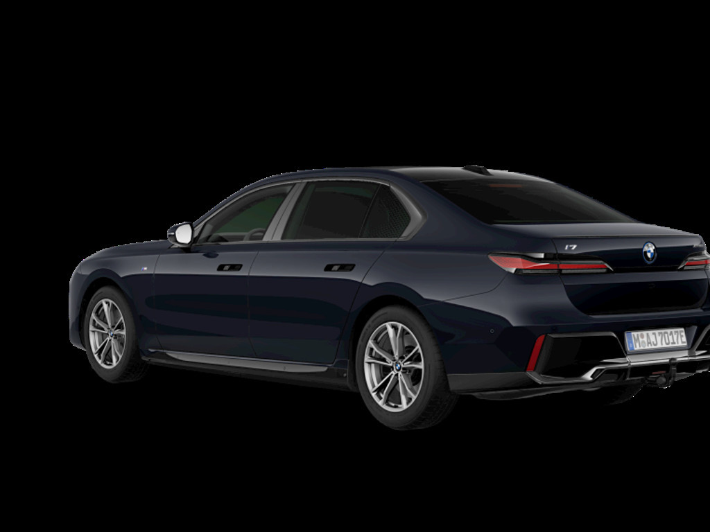 BMW i7