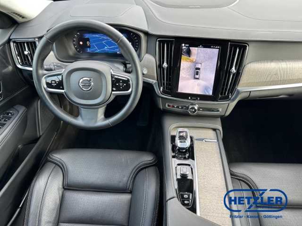 Volvo V90 Cross Country