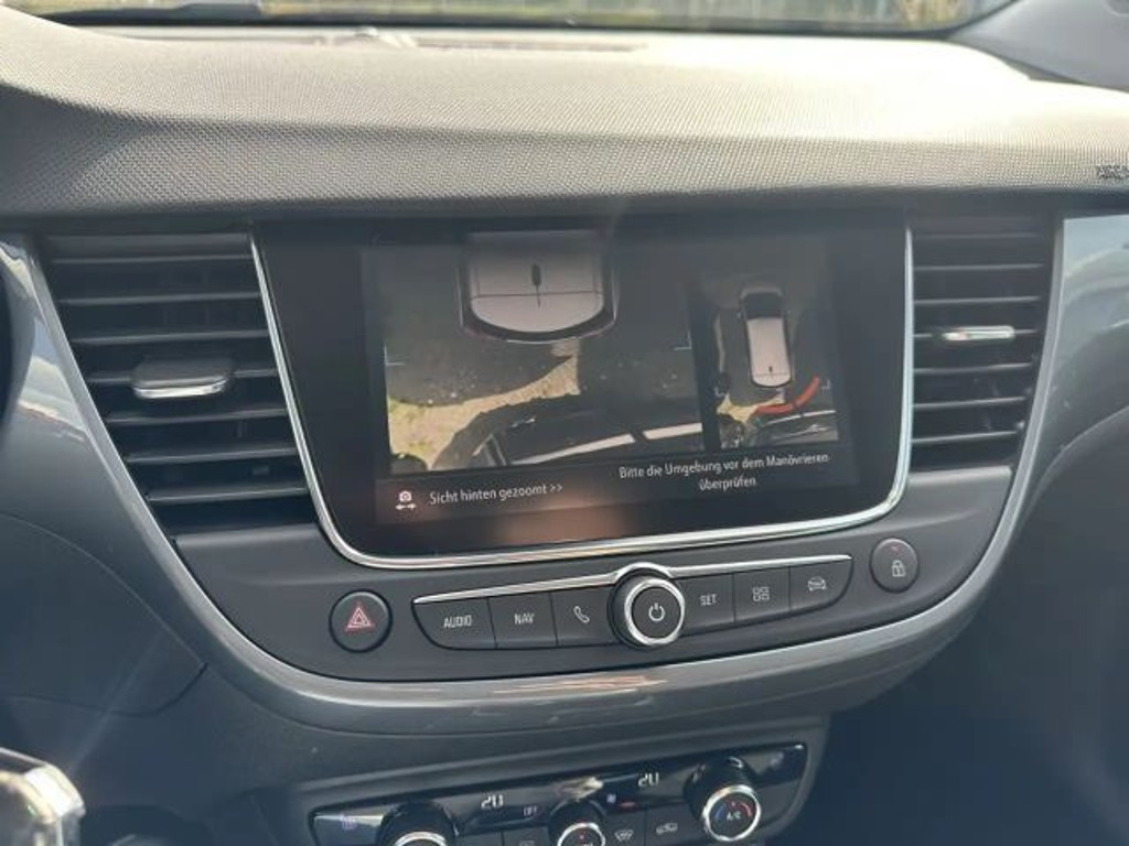 Opel Crossland X