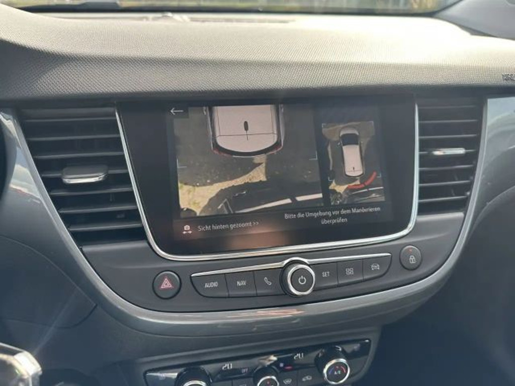 Opel Crossland X