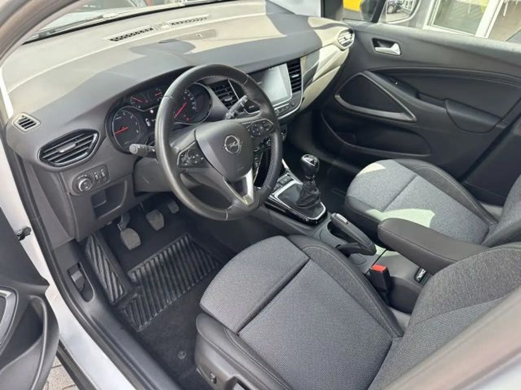Opel Crossland X
