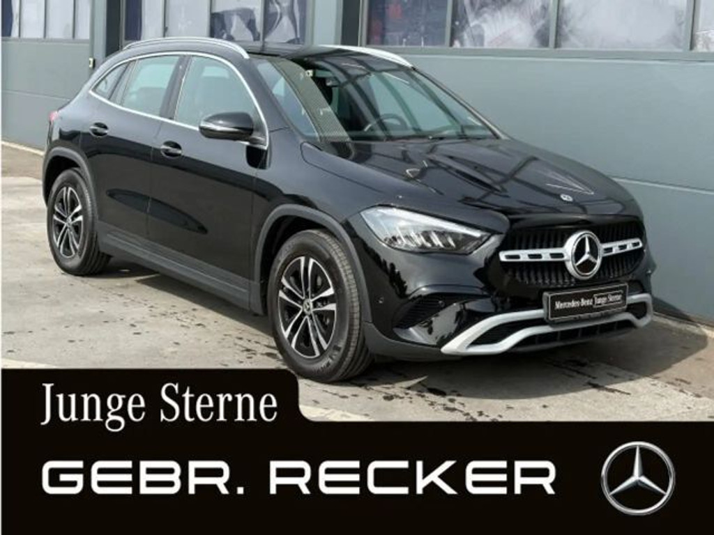 Mercedes-Benz GLA-Klasse GLA 200 GLA 200 AHK Kamera LED eHeckklappe Kamera Winter