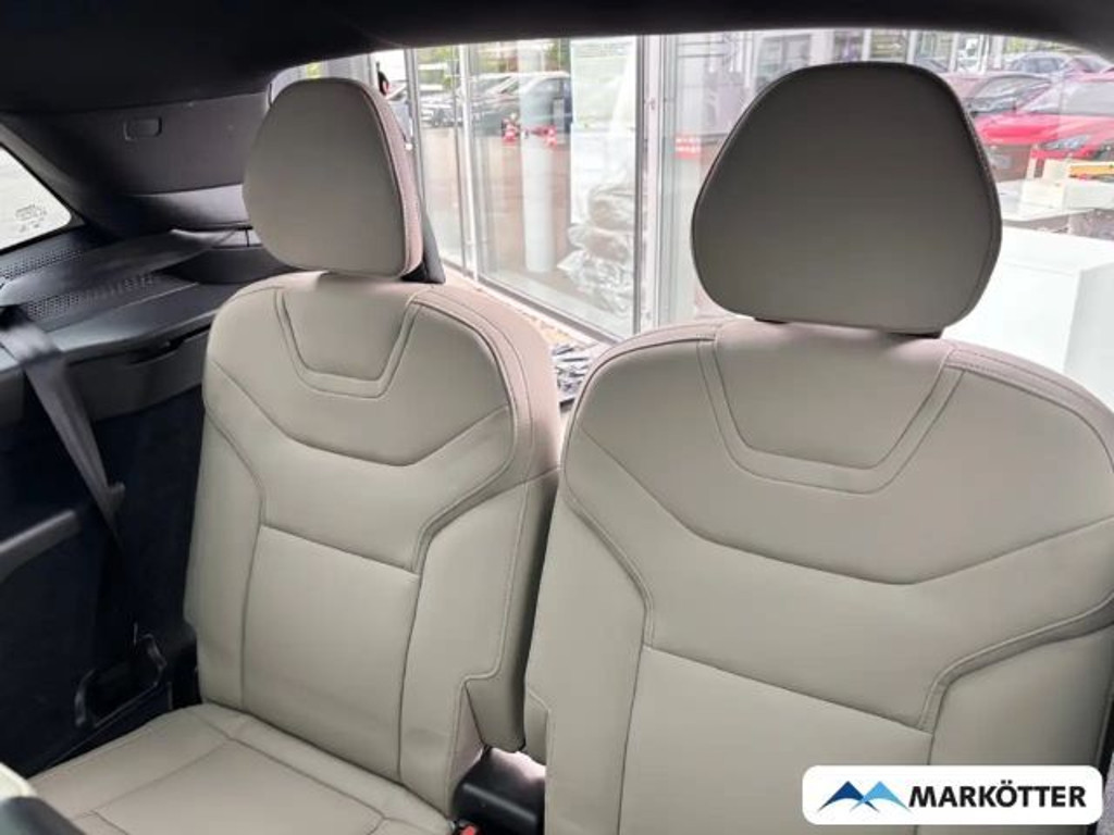 Volvo EX90