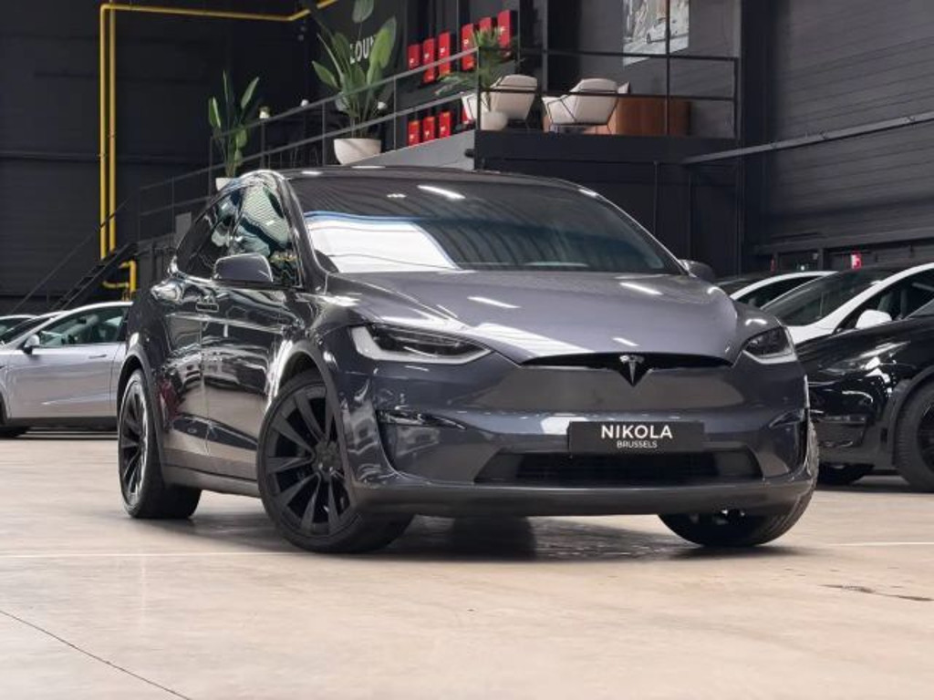 Tesla Model X Plaid