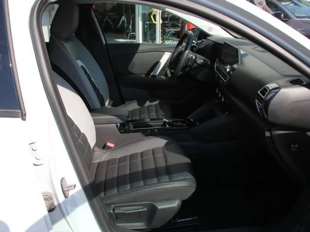 Citroën C4 X