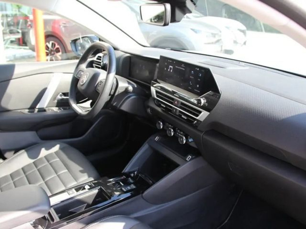 Citroën C4 X