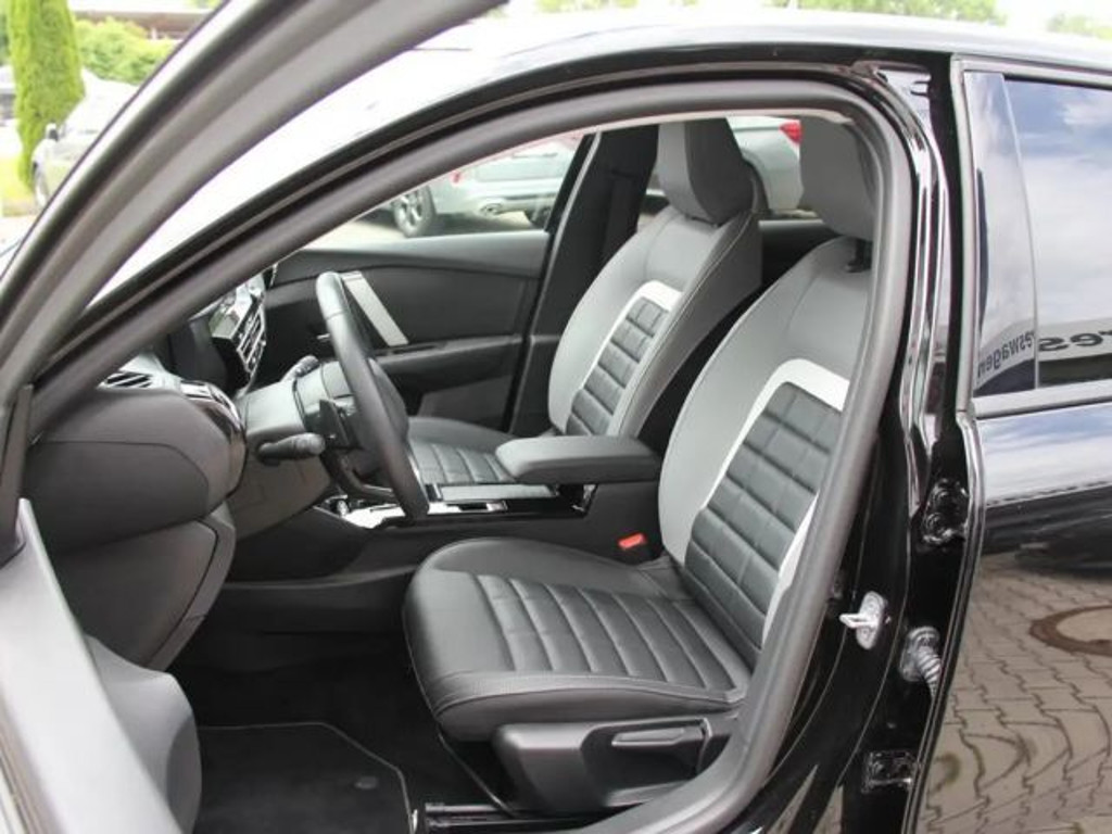 Citroën C4 X