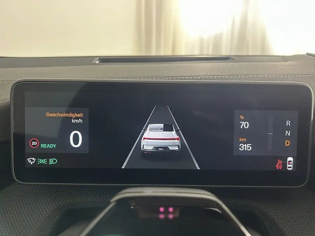 Polestar 4