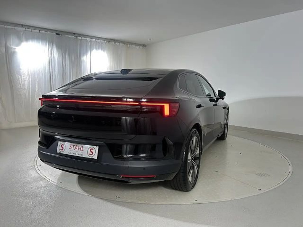 Polestar 4