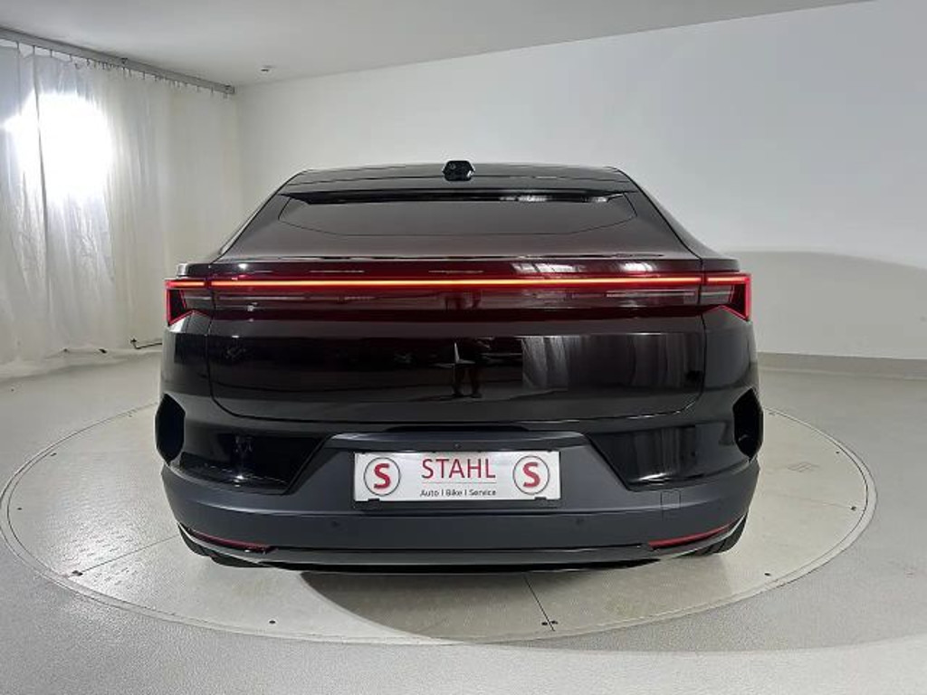 Polestar 4