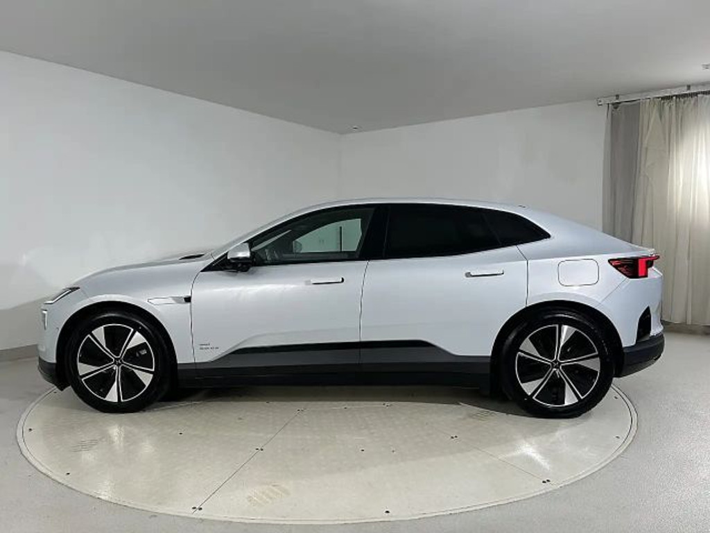 Polestar 4