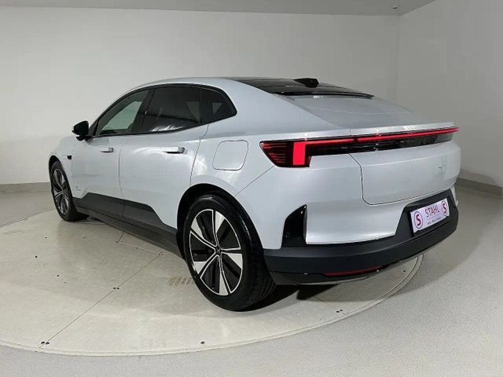 Polestar 4