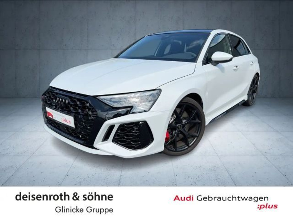 Audi RS3 Sedan