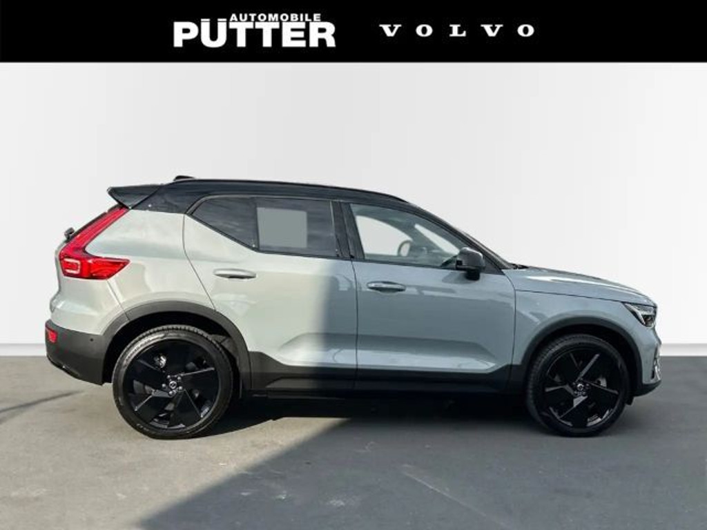 Volvo EX40