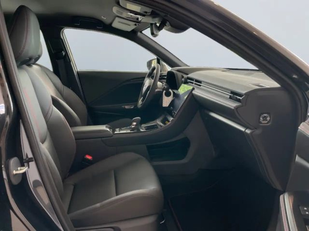 Lexus LBX