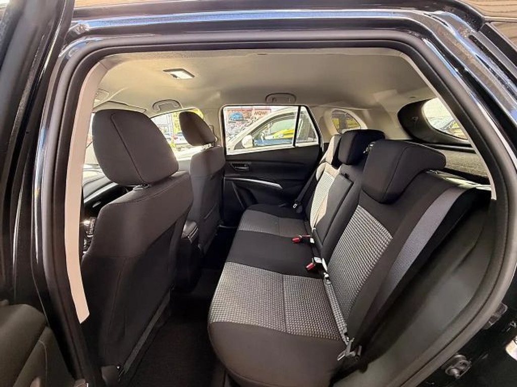 Suzuki S-Cross