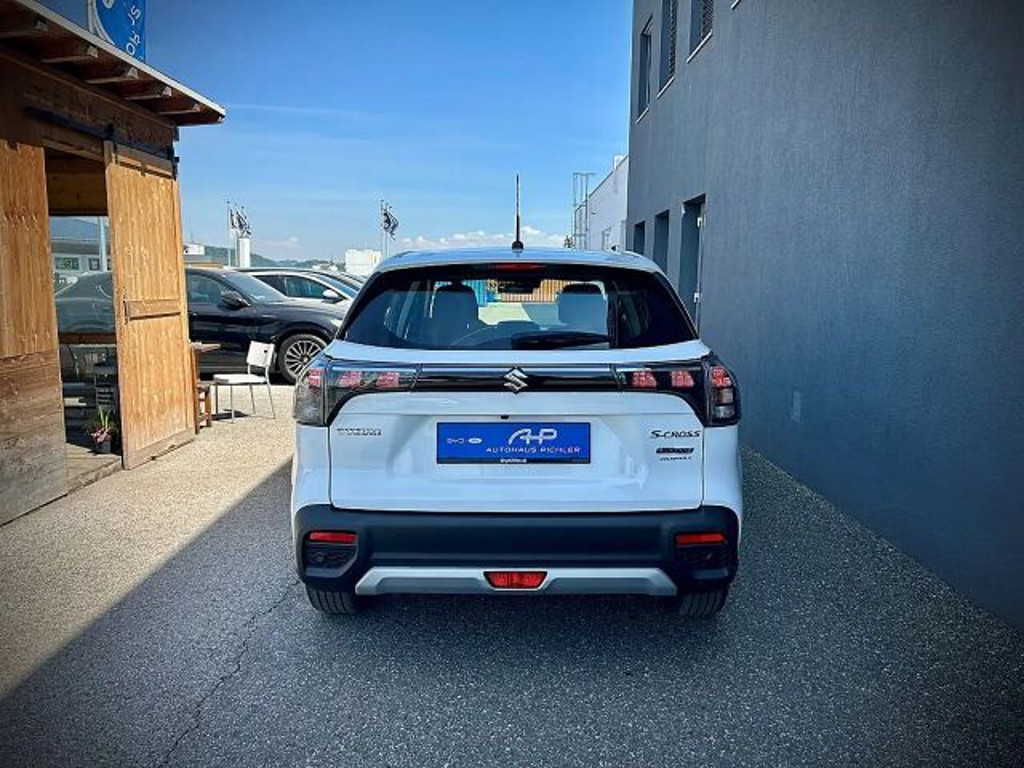 Suzuki S-Cross