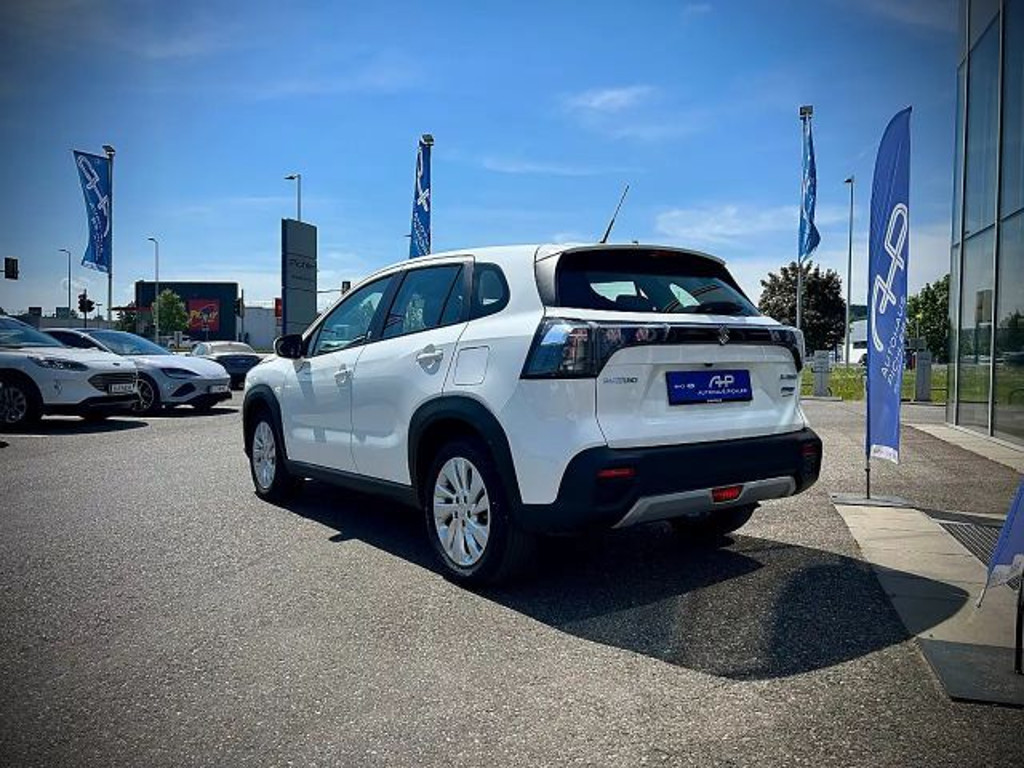Suzuki S-Cross