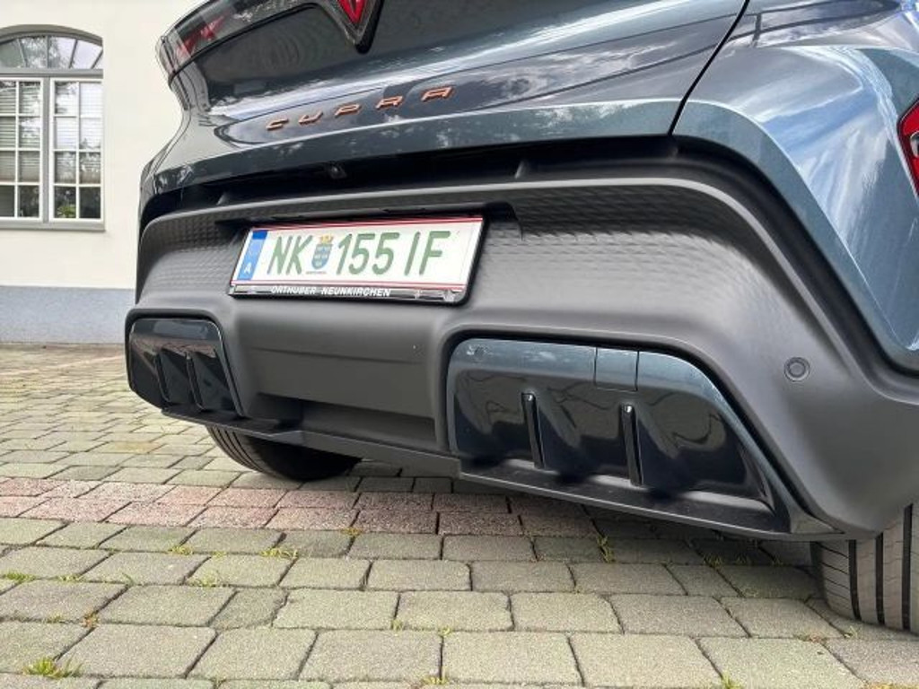 Cupra Raval