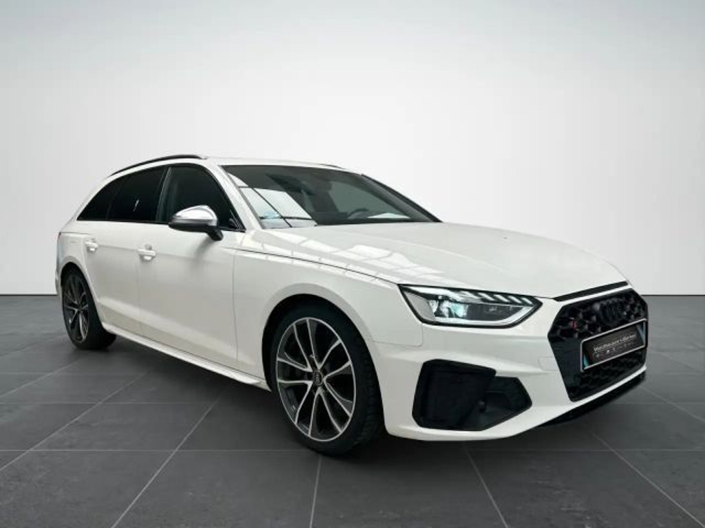 Audi S4