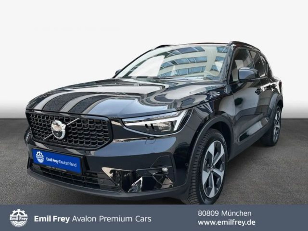 Volvo XC40 Plus Dark