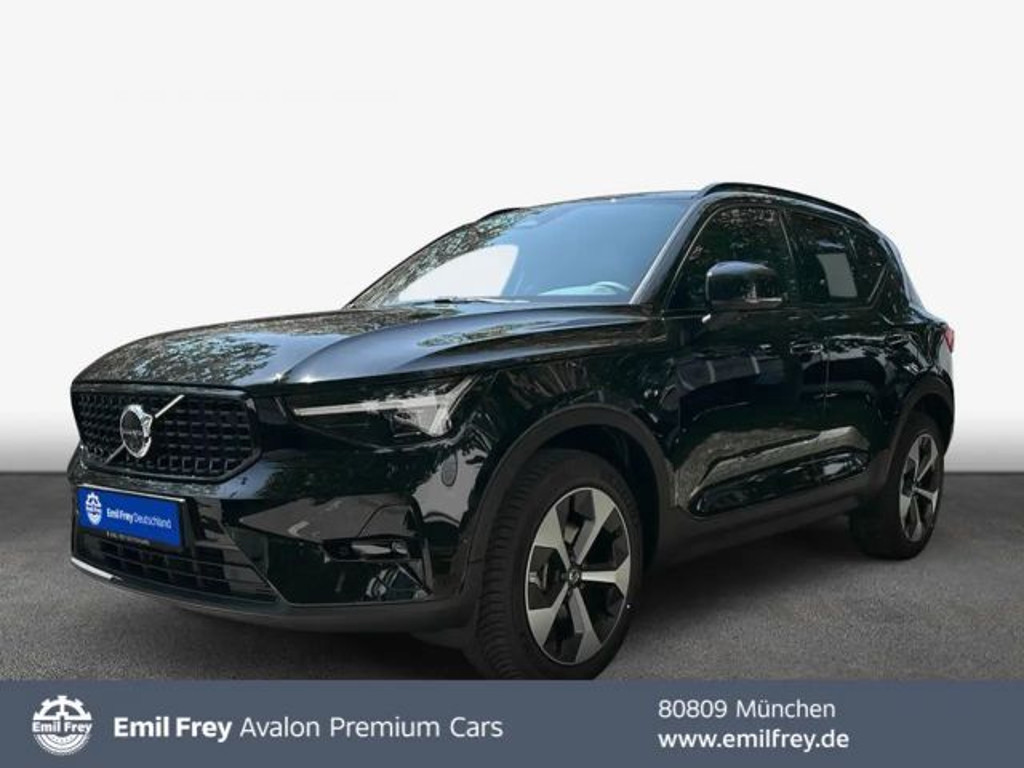 Volvo XC40 Plus Dark