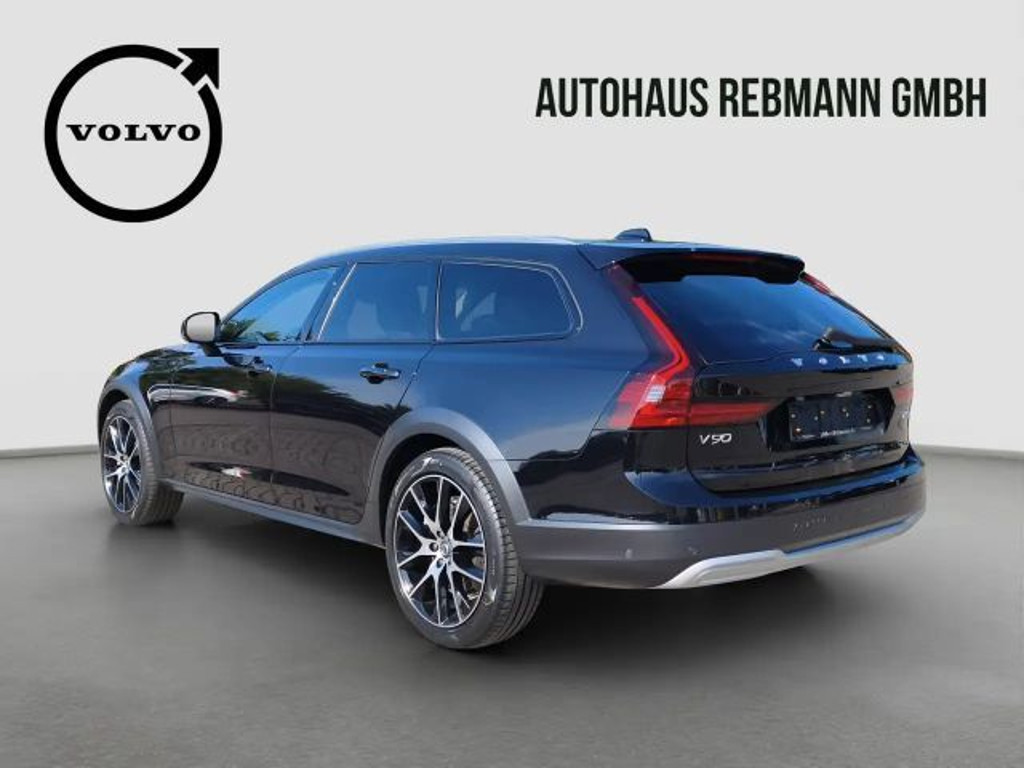 Volvo V90 Cross Country